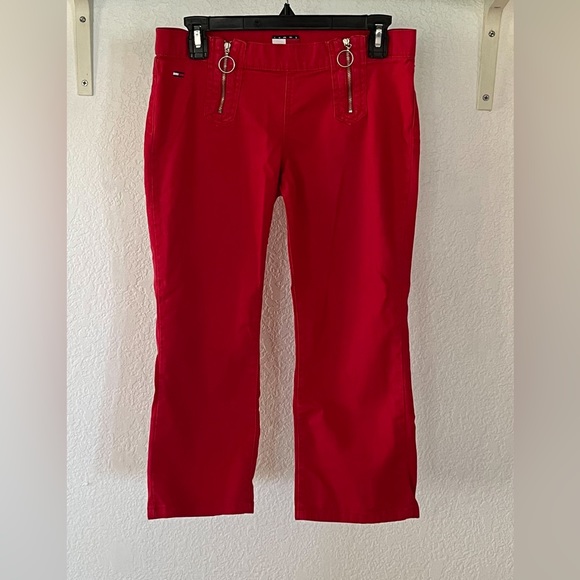 ⚡️Vintage⚡️ Early 2000’s Red Tommy Hilfiger Jeans Capris - Picture 1 of 11